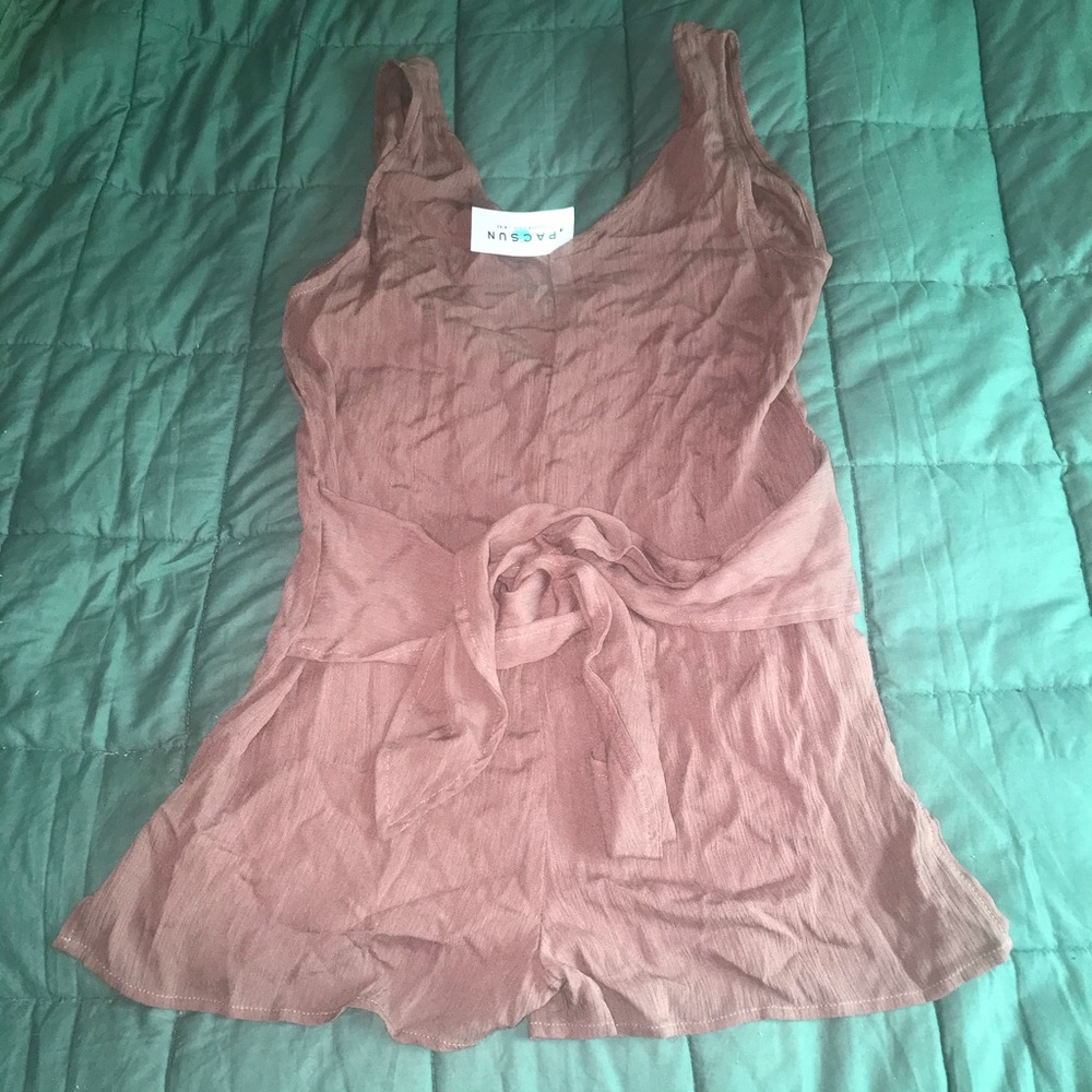 Kendall & Kylie Mauve Romper NWT Size Small